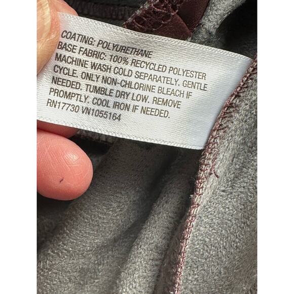 Women's High-Rise Faux Leather Tapered Ankle Pull-On Pants Sz S NWT Burgundy - Picture 15 of 15